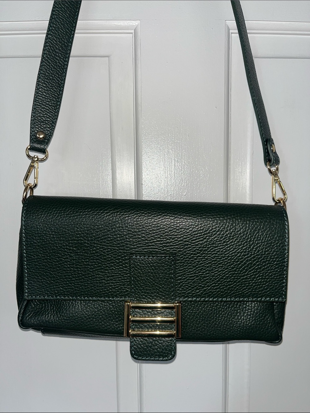 Divina Firenze Italian Green Leather Shoulder Bag with Gold Buckle